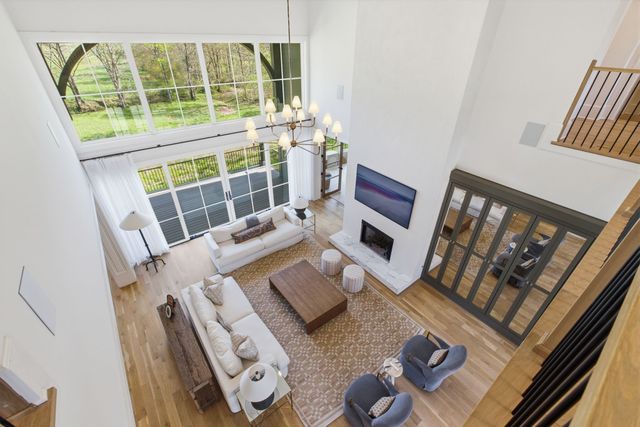 9048 Passiflora Ct, College Grove, TN 37046