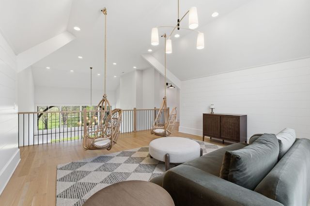 9048 Passiflora Ct, College Grove, TN 37046
