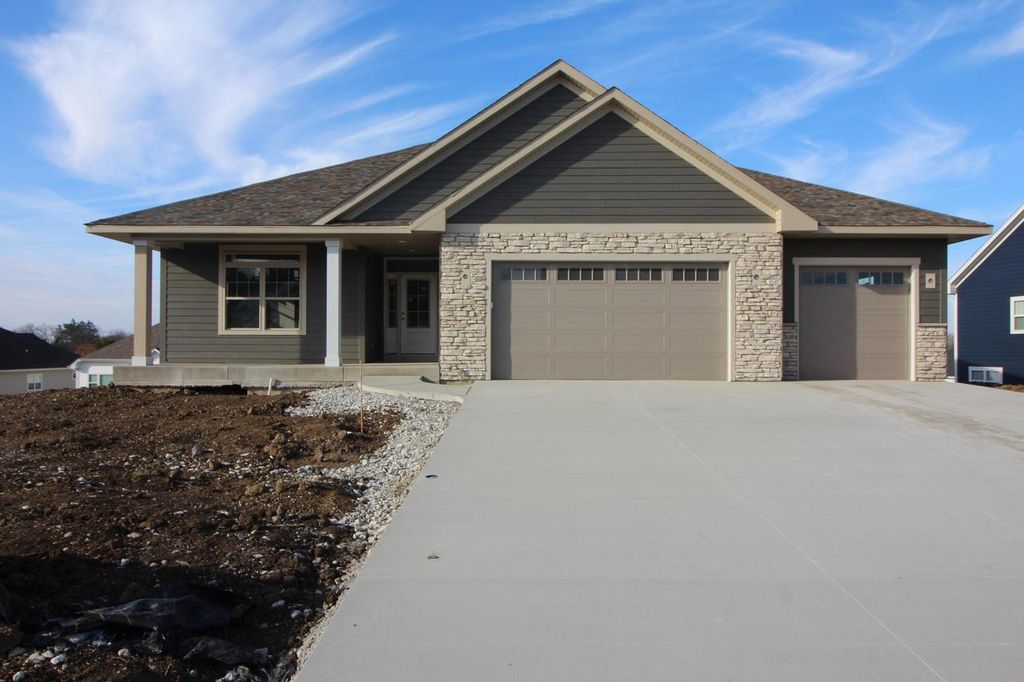 3248 Bergamot DRIVE, Racine, WI 53406