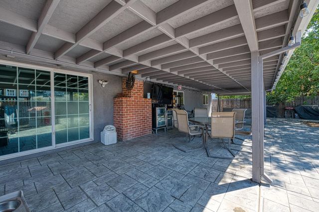 3874 E Holland Avenue, Fresno, CA 93726