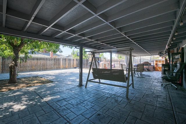 3874 E Holland Avenue, Fresno, CA 93726