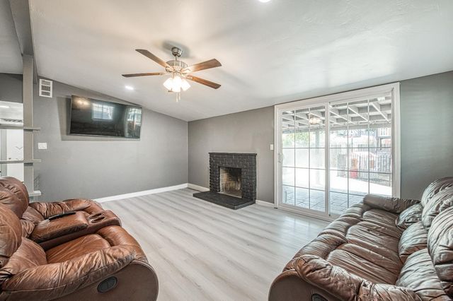 3874 E Holland Avenue, Fresno, CA 93726