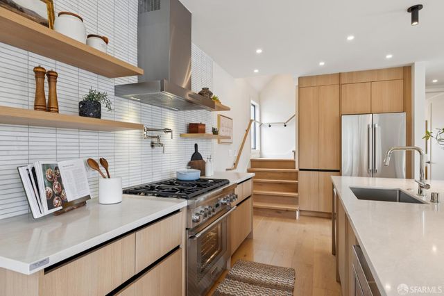 2501 26th Avenue, San Francisco, CA 94116