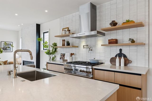 2501 26th Avenue, San Francisco, CA 94116