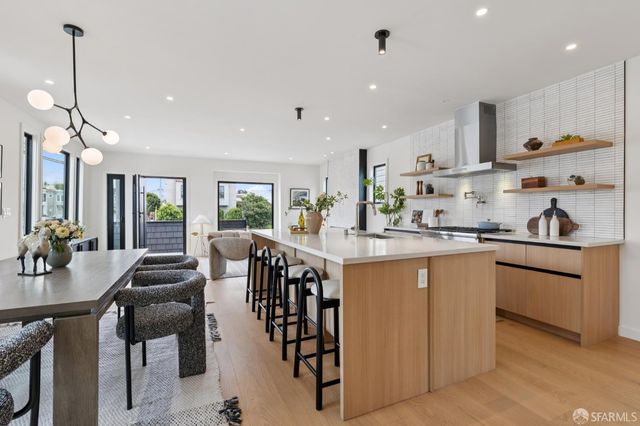 2501 26th Avenue, San Francisco, CA 94116