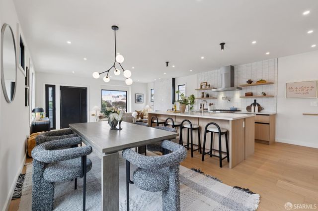 2501 26th Avenue, San Francisco, CA 94116