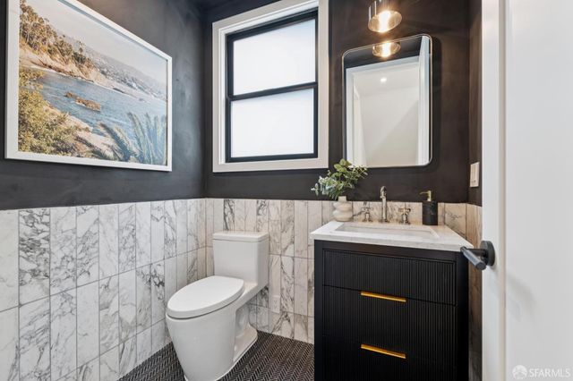 2501 26th Avenue, San Francisco, CA 94116