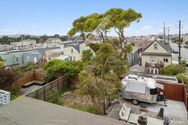 2501 26th Avenue, San Francisco, CA 94116
