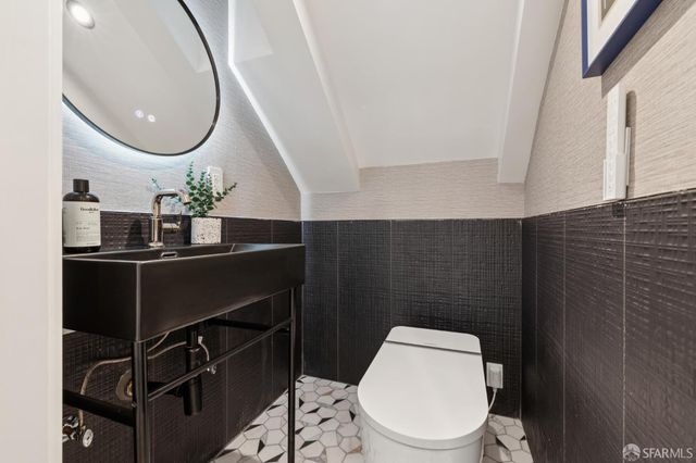2501 26th Avenue, San Francisco, CA 94116