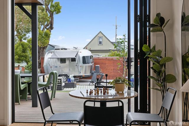 2501 26th Avenue, San Francisco, CA 94116