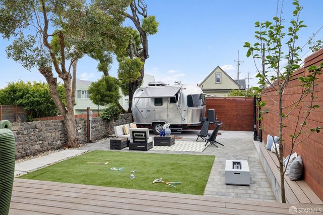 2501 26th Avenue, San Francisco, CA 94116