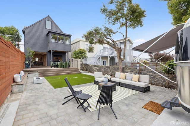 2501 26th Avenue, San Francisco, CA 94116