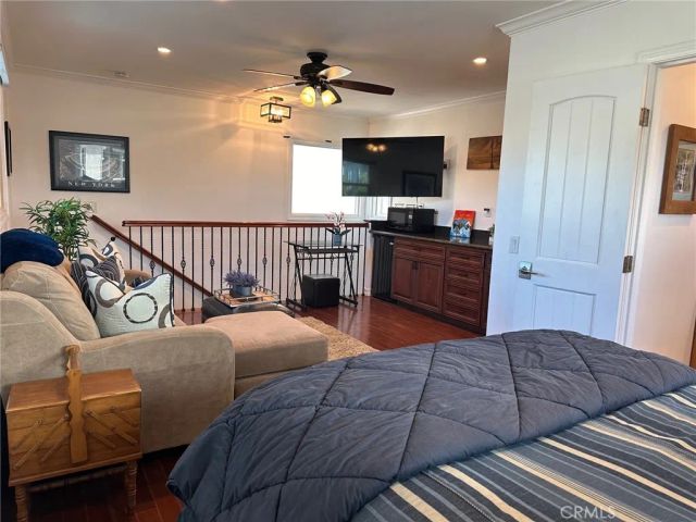 7 Balboa Coves, Newport Beach, CA 92663