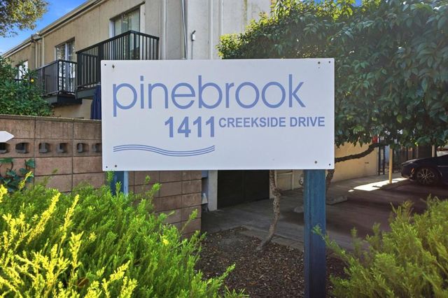 1411 Creekside Drive 2, Walnut Creek, CA 94596