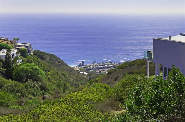 749 Marlin Drive, Laguna Beach, CA 92651