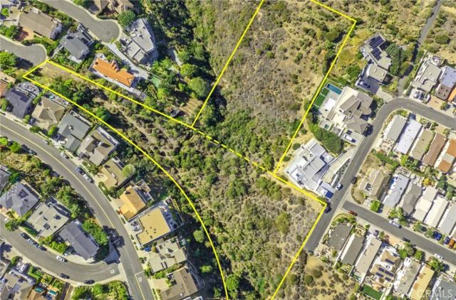 749 Marlin Drive, Laguna Beach, CA 92651