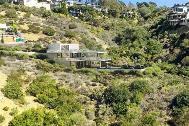 749 Marlin Drive, Laguna Beach, CA 92651