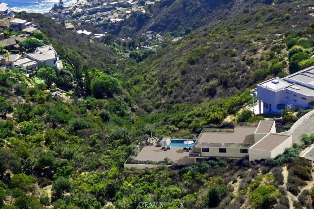 749 Marlin Drive, Laguna Beach, CA 92651