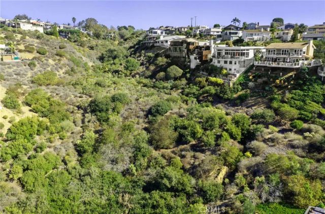 749 Marlin Drive, Laguna Beach, CA 92651