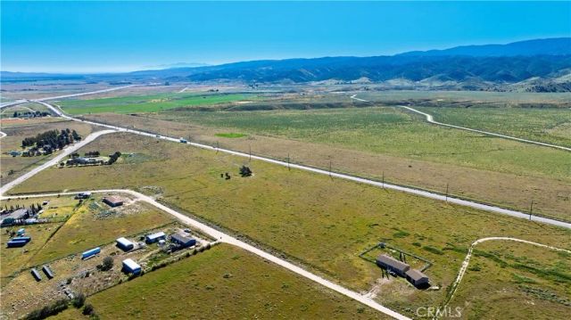 0 La Petite, Fairmont, CA 93536