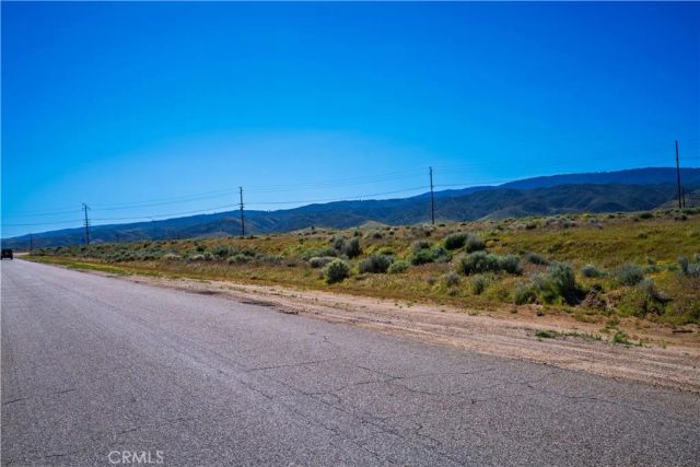 0 La Petite, Fairmont, CA 93536