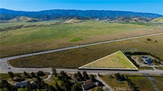 0 La Petite, Fairmont, CA 93536