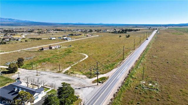 0 La Petite, Fairmont, CA 93536