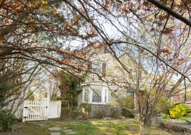 215-15 86th Avenue, Hollis Hills, NY 11427