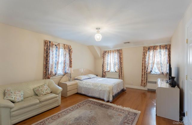 215-15 86th Avenue, Hollis Hills, NY 11427