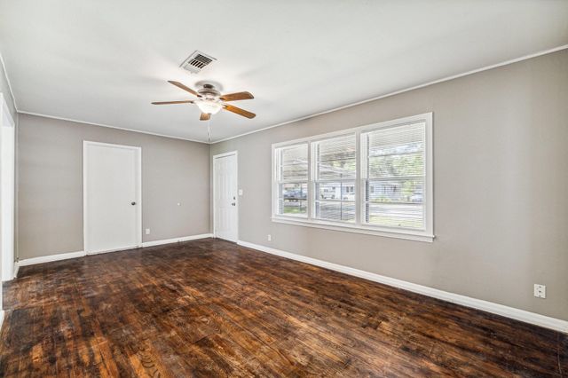 1216 Allen Street, Rosenberg, TX 77471