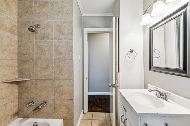 1216 Allen Street, Rosenberg, TX 77471