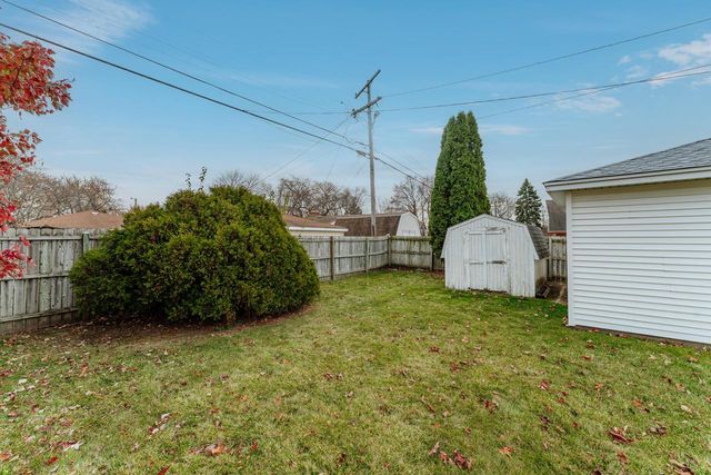 2327 Ohio STREET, Racine, WI 53405