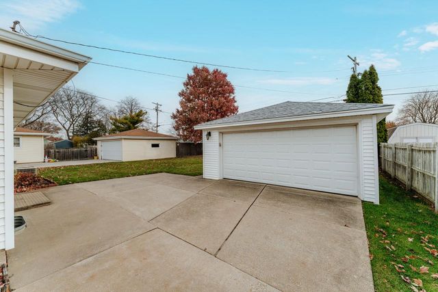 2327 Ohio STREET, Racine, WI 53405