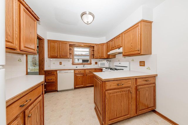 2327 Ohio STREET, Racine, WI 53405