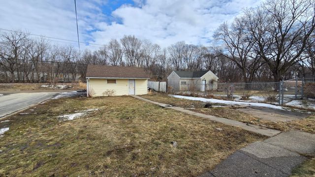 1641 Concord Street S, South Saint Paul, MN 55075