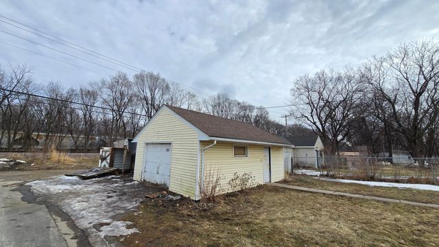 1641 Concord Street S, South Saint Paul, MN 55075
