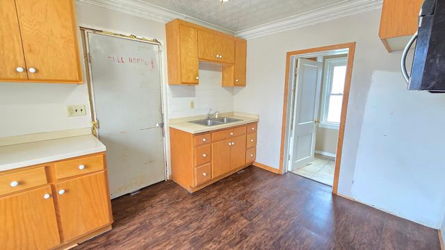 1641 Concord Street S, South Saint Paul, MN 55075