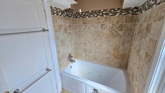 1641 Concord Street S, South Saint Paul, MN 55075