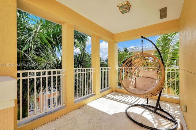 2318 Vintage Dr 2318, Lighthouse Point, FL 33064