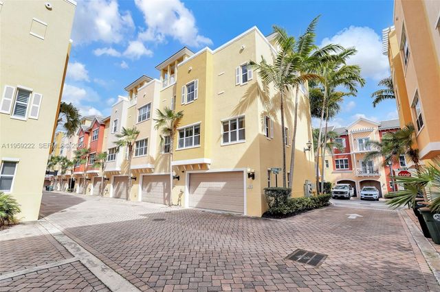 2318 Vintage Dr 2318, Lighthouse Point, FL 33064