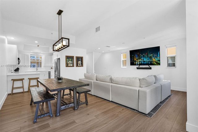 2318 Vintage Dr 2318, Lighthouse Point, FL 33064