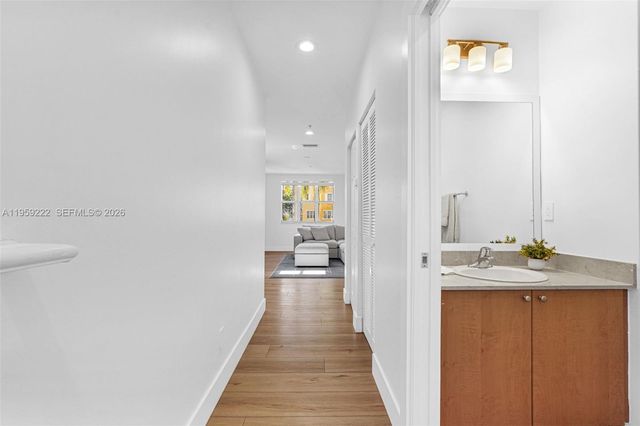 2318 Vintage Dr 2318, Lighthouse Point, FL 33064