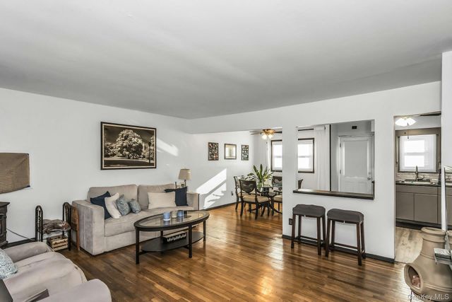 1294 Owens Place, North Bellmore, NY 11710