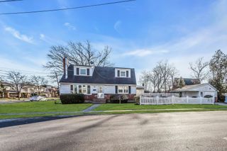 1294 Owens Place, North Bellmore, NY 11710