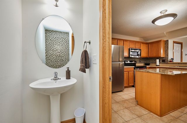 601 Orchard Hills Drive 8011, Norwalk, IA 50211