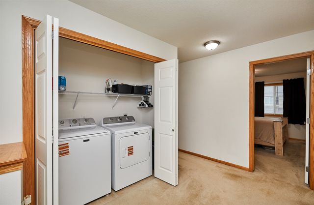 601 Orchard Hills Drive 8011, Norwalk, IA 50211