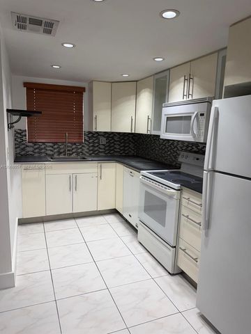 30 NW 87th Avenue C223, Miami, FL 33172