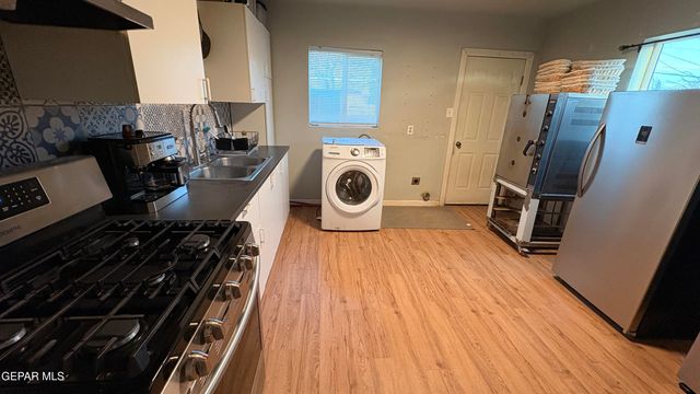 8512 MOUNT TIBET, El Paso, TX 79904