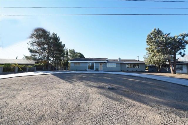 18347 Madrone Street, Hesperia, CA 92345