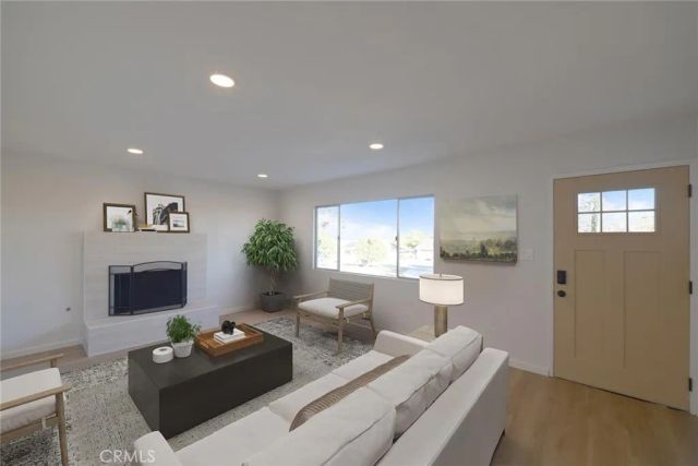 18347 Madrone Street, Hesperia, CA 92345